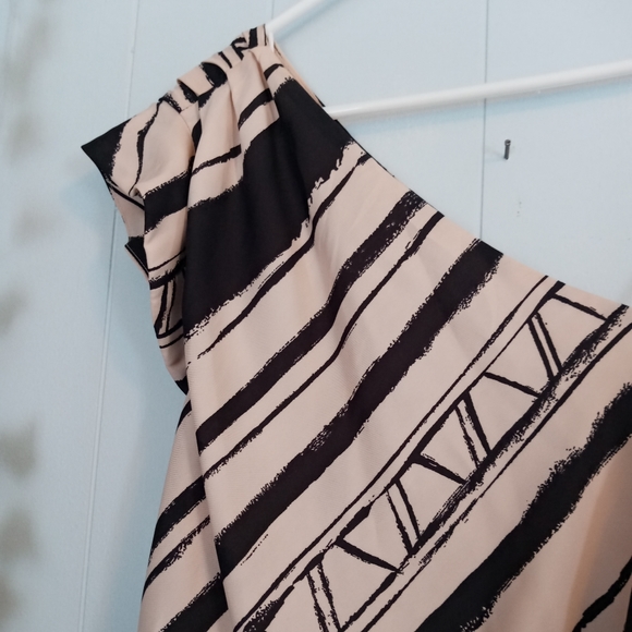 BCBG Black and White Print One Shoulder Dress - Picture 8 of 9